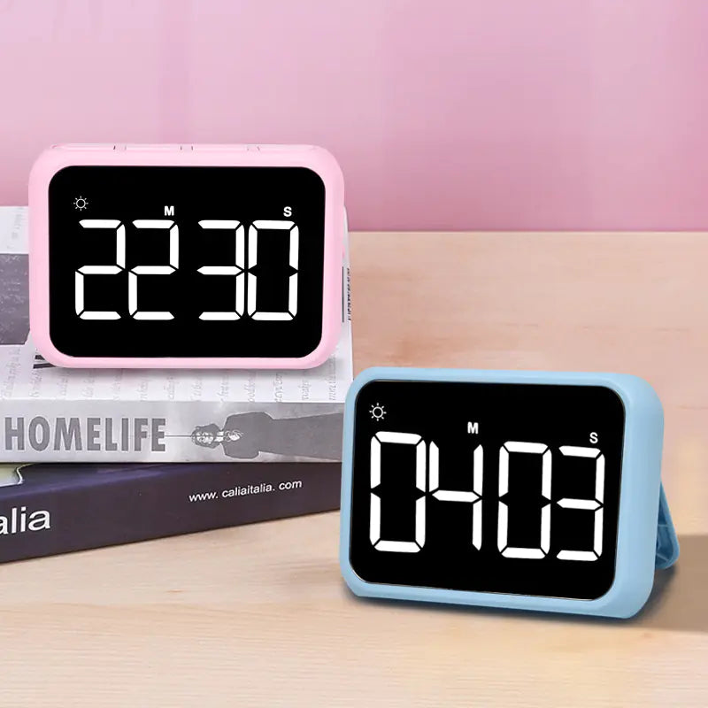 STUDEO Magnetic Study Timer on desk